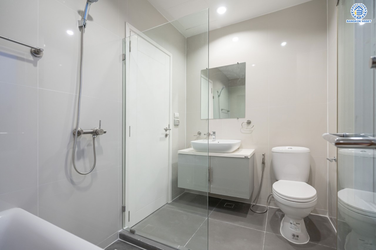 บ้านมือสองตกแต่งใหม่ ม.พาทิโอ แจ้งวัฒนะ-เมืองทอง ใจกลางเมืองทองธานี พร้อมสิ่งอำนวยความสะดวกครบครัน ใกล้ทะเลสาบเมืองทอง หลังใหญ่ 3 ชั้น บนเนื้อที่ 22 ตร.ว. ฟังก์ชัน พร้อม 3 ห้องนอน 3 ห้องน้ำ บนทำเลเชื่อมต่อ ถ.ติวานนท์, ถ.แจ้งวัฒนะ ใกล้ทางด่วน "เมืองทอง"...